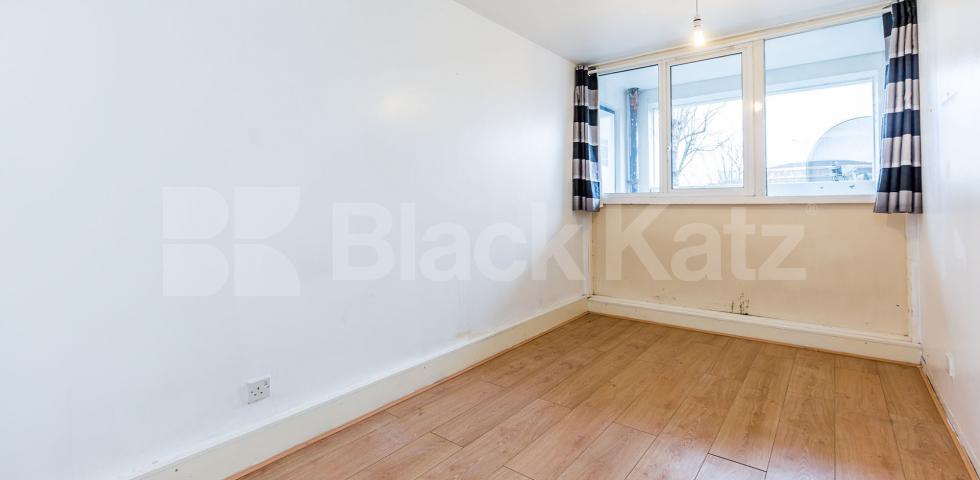 			NEW INSTRUCTION!, 3 Bedroom, 1 bath, 1 reception Flat			 Mallory Street , MARYLEBONE / LISSON GROVE